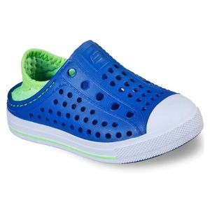 NWT Skechers Cali Gear Slip-On Perforated Waterproof Shoes